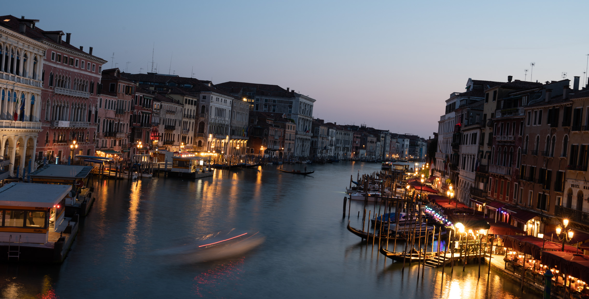 Venice – Iconic tourist spots in the evening